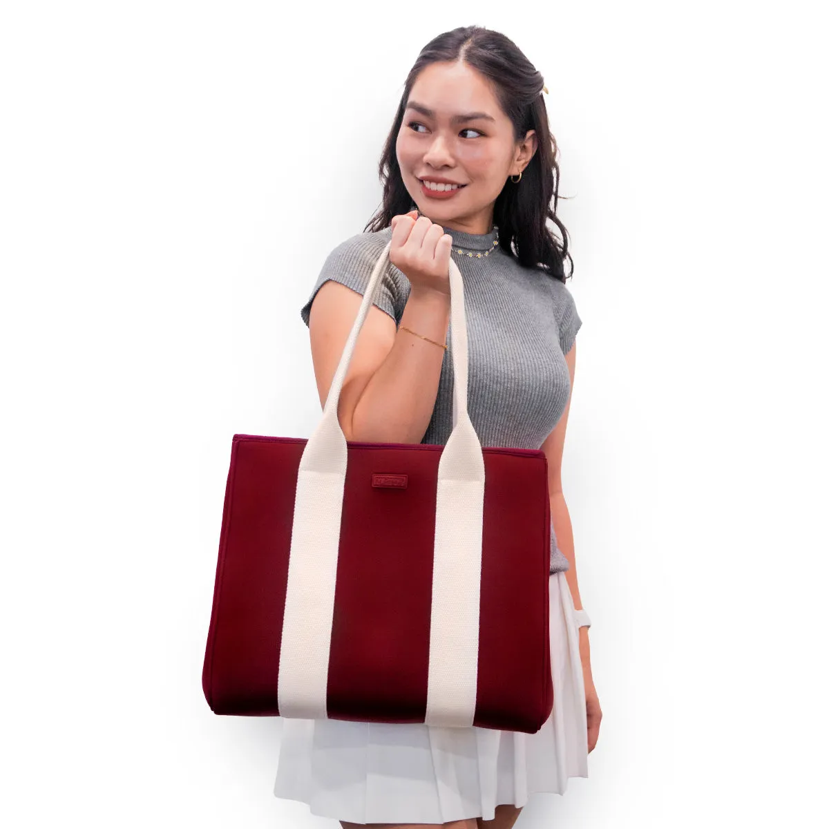 Lana Tote Bag in Wine