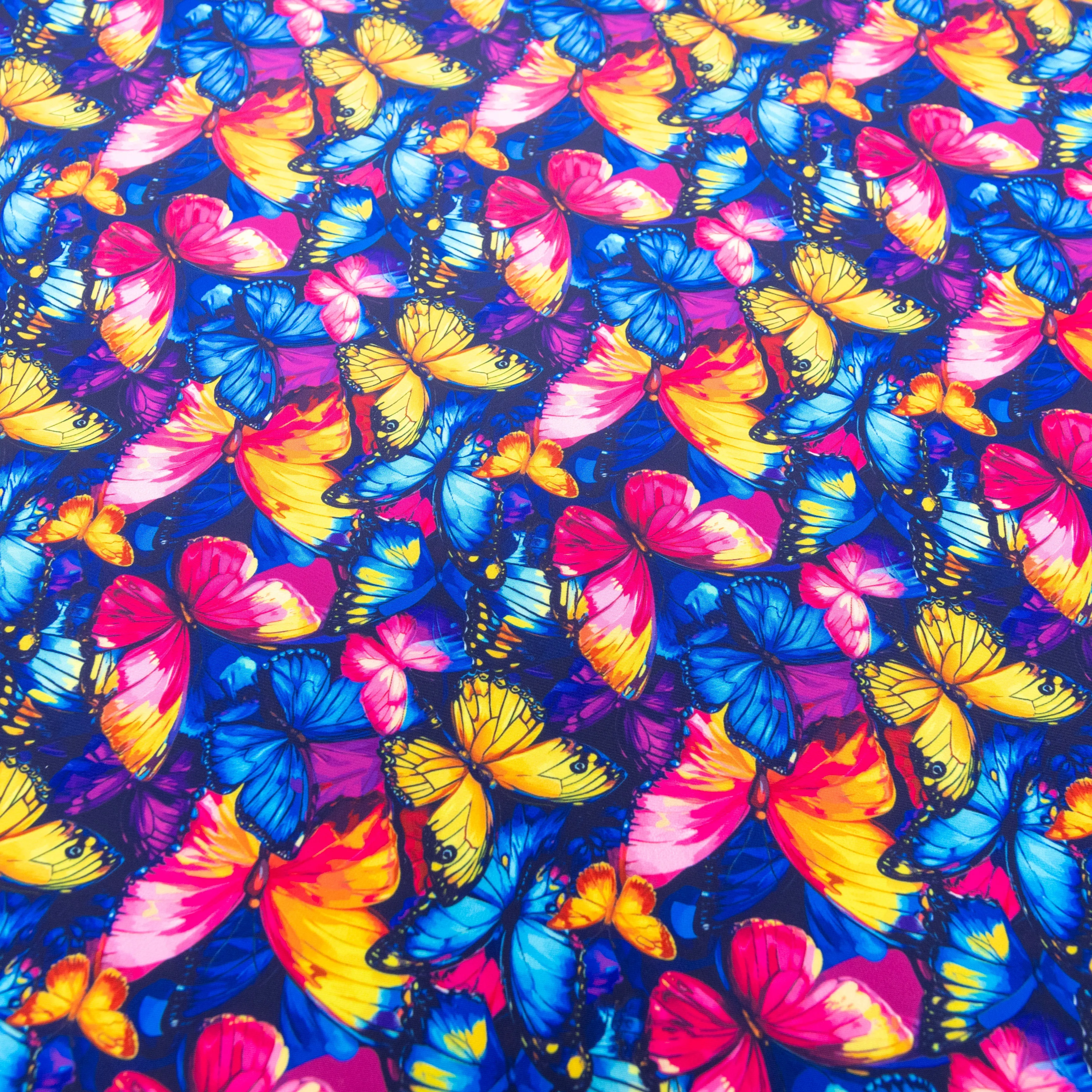 LinerTex ™ - Flutter Frenzy - 18" x 58" Roll