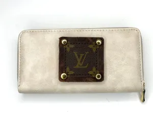 Single Wallet in Cream/beige (brown patch, gold hardware)