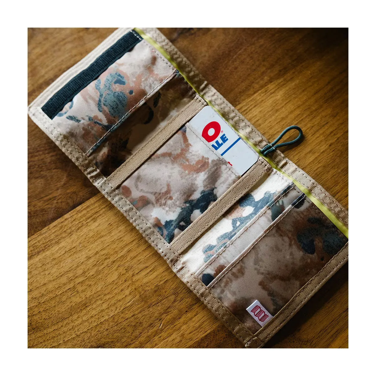 Topo Designs : Tri-Fold Wallet : B/W Grid