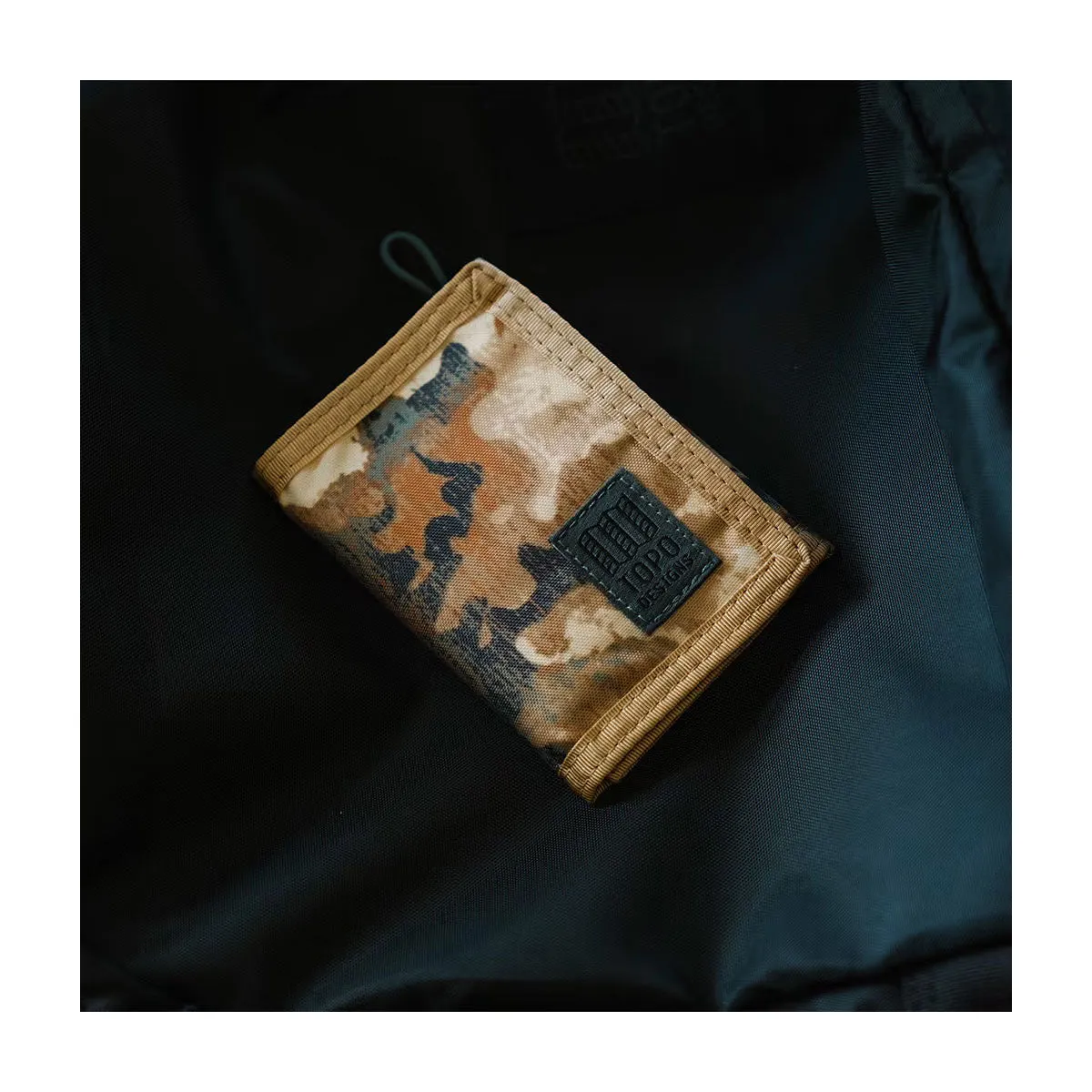 Topo Designs : Tri-Fold Wallet : B/W Grid